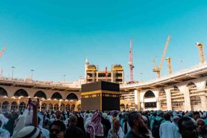 Read more about the article 10 Perbedaan Haji dan Umrah yang Wajib Diketahui Umat Muslim
